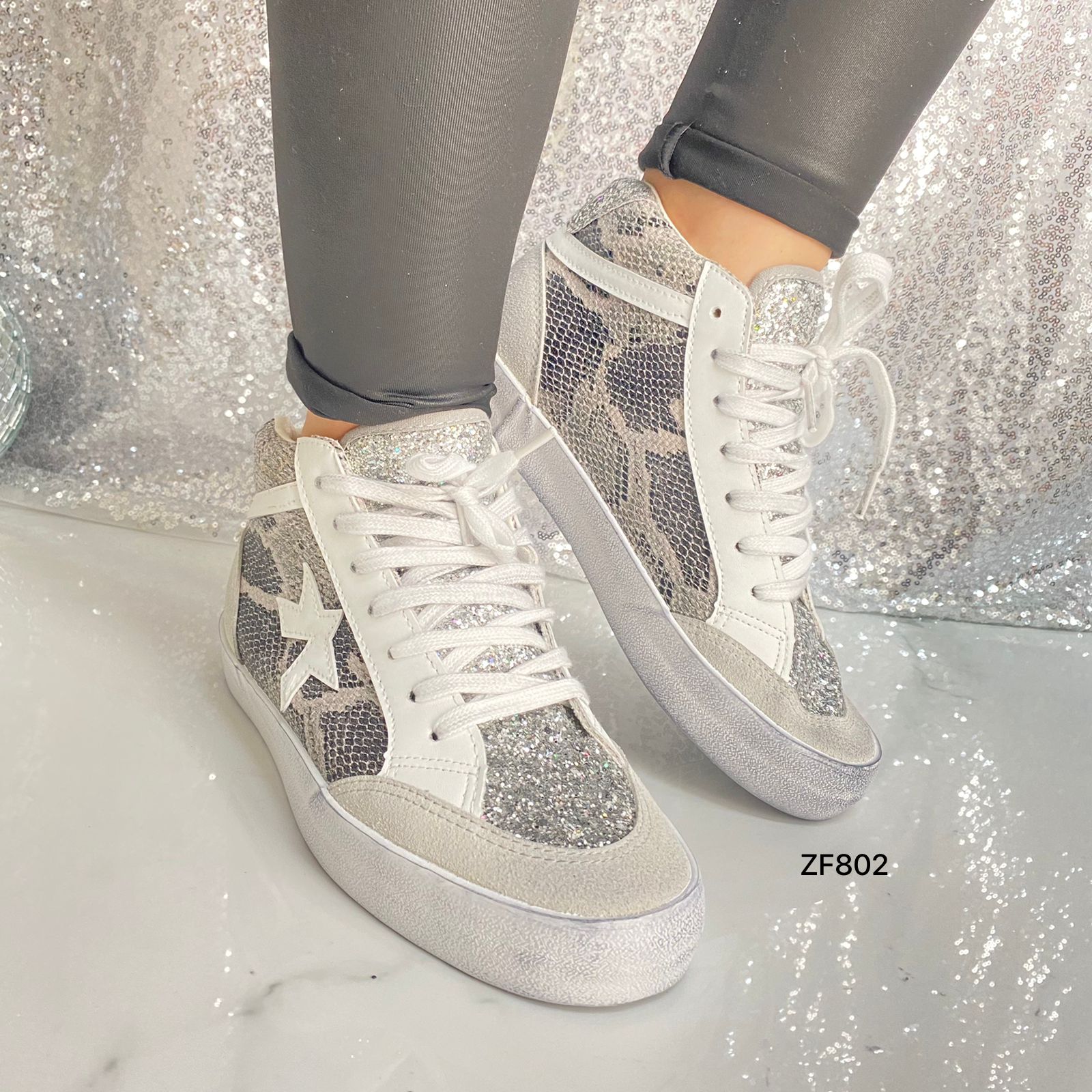 Tenis textura gris apliques brillantes suela 2cm 1201 C-67
